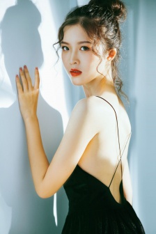 漂亮的辅导老师2韩国电影